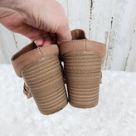 Universal Thread Basket Weave Mules Tan Size 8.5 - Picture 6 of 10